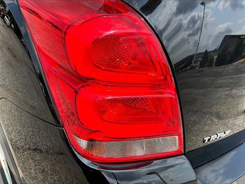 Used 2017 Chevrolet Trax LT w/ Sun & Sound Package FWD image 25