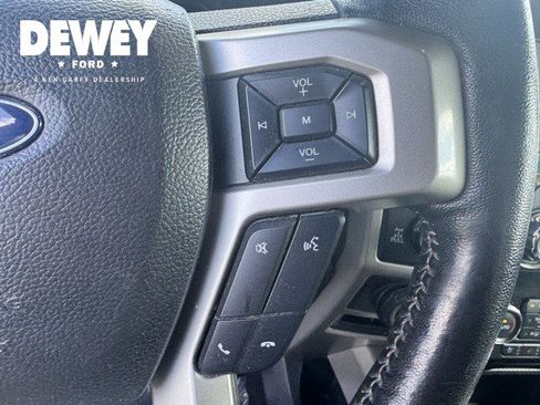 Used 2019 Ford F150 Lariat image 15