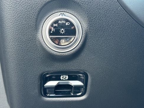 Certified 2024 Mercedes-Benz CLE 300 4MATIC Cabriolet image 32