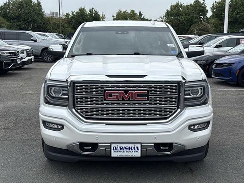 Used 2017 GMC Sierra 1500 Denali w/ Denali Ultimate Package AWD/4WD image 7