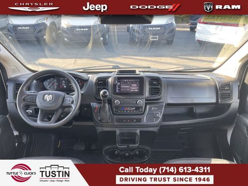 Used 2025 RAM ProMaster 2500 w/ Convenience Group FWD image 2