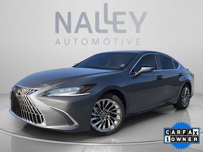 Used 2025 Lexus ES 300h Ultra Luxury w/ Accessory Package (Z2)