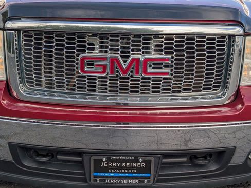 Used 2007 GMC Sierra 1500 SLT w/ SLE/SLT Trailering Package AWD/4WD image 9