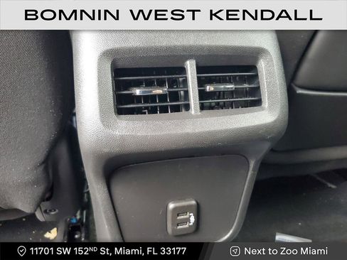 Used 2021 GMC Terrain SLE image 17