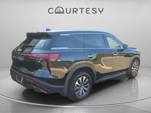 Certified 2025 INFINITI QX60 Pure image 3