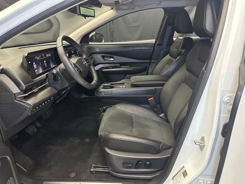 Used 2024 Nissan Ariya AWD image 20