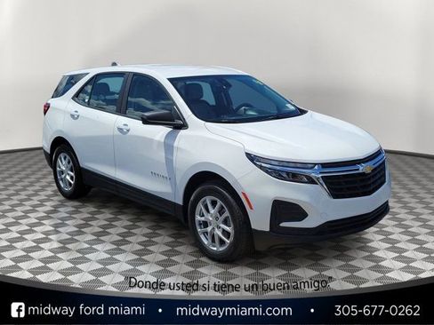 Used 2024 Chevrolet Equinox LS FWD image 1