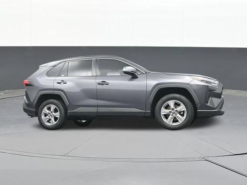 Used 2022 Toyota RAV4 XLE AWD/4WD image 50