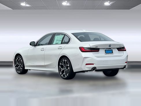 New 2026 BMW 330i xDrive Sedan w/ Premium Package image 3