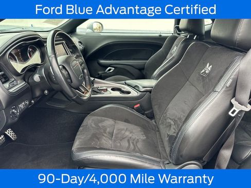 Used 2022 Dodge Challenger R/T Scat Pack w/ Dynamics Package RWD image 13