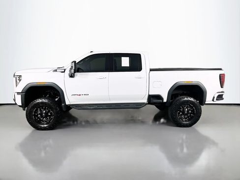 Used 2026 GMC Sierra 2500 AT4 AWD/4WD image 5