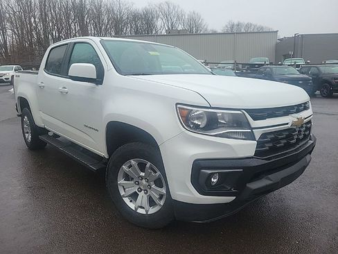Used 2022 Chevrolet Colorado LT w/ Safety Package image 3