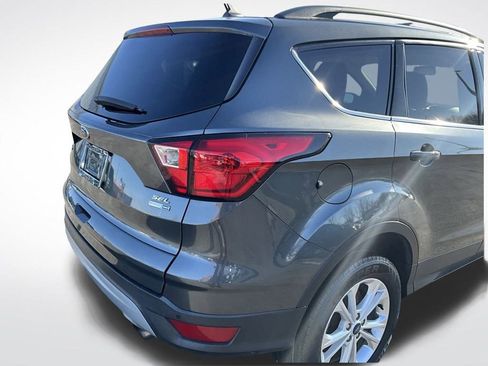 Used 2019 Ford Escape SEL image 15