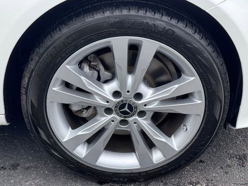 Used 2020 Mercedes-Benz C 300 4MATIC Sedan image 46