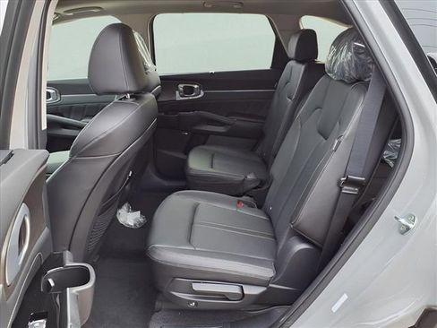 New 2026 Kia Sorento SX AWD/4WD image 18