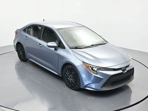 Used 2020 Toyota Corolla LE FWD image 29