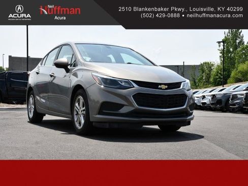 Used 2017 Chevrolet Cruze LT w/ Convenience Package FWD image 1