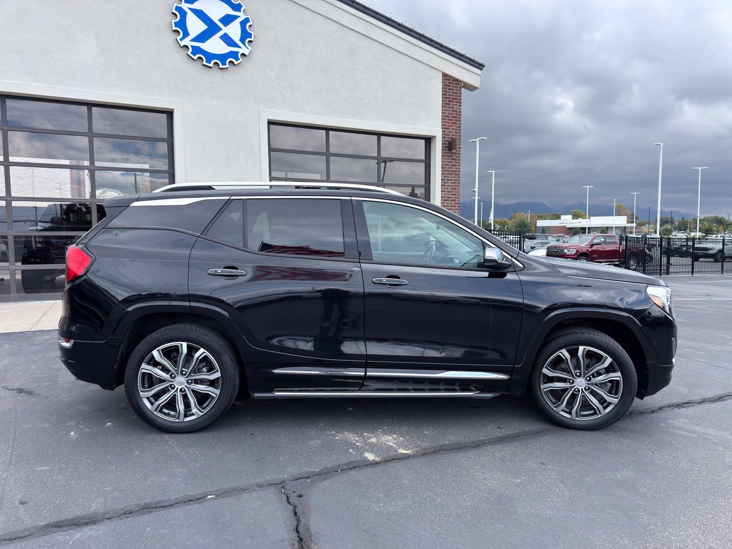 Used 2019 GMC Terrain Denali w/ LPO, 'HIT The Road' Package AWD/4WD image 40