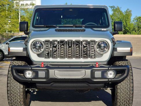 New 2026 Jeep Wrangler Unlimited Rubicon w/ Whitecap Package AWD/4WD image 6