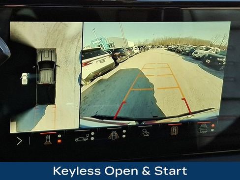 Used 2024 GMC Sierra 2500 AT4X image 22