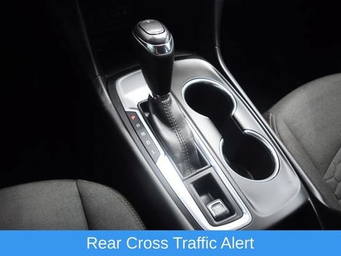 Used 2019 Chevrolet Equinox LT FWD image 12