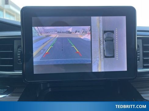 Certified 2022 Ford Explorer Limited w/ Equipment Group 301A image 34