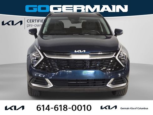 Certified 2025 Kia Sportage EX w/ EX Premium Package AWD/4WD image 3