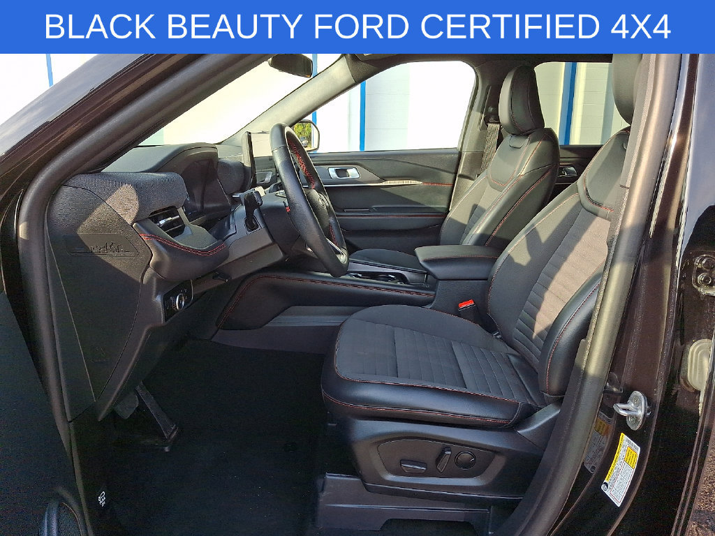 Used 2025 Ford Explorer ST-Line AWD/4WD image 14
