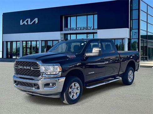 Used 2024 RAM 2500 Big Horn w/ Bed Utility Group image 3