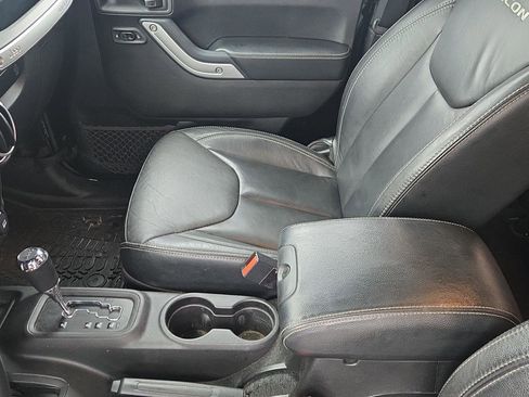 Used 2015 Jeep Wrangler Rubicon image 7