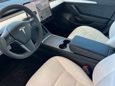 Used 2021 Tesla Model 3 Performance AWD/4WD image 9
