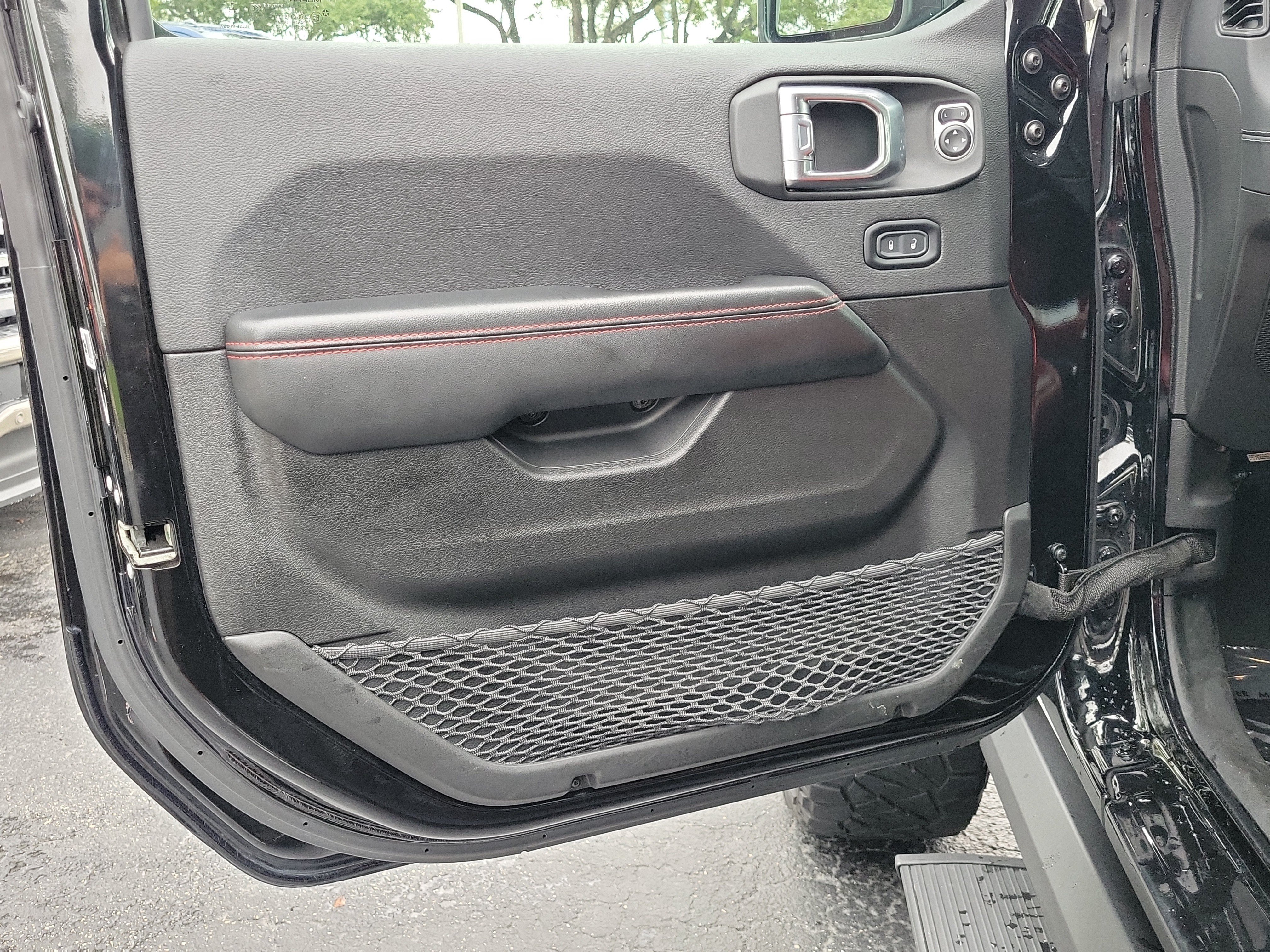 Used 2024 Jeep Wrangler Unlimited Rubicon 392 AWD/4WD image 19