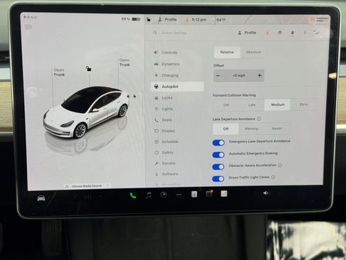 Used 2023 Tesla Model 3 Standard Range image 24