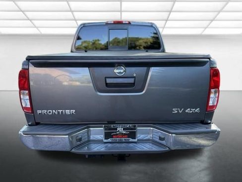 Used 2016 Nissan Frontier SV AWD/4WD image 4