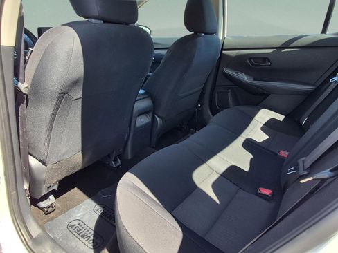 Certified 2024 Nissan Sentra SV FWD image 17