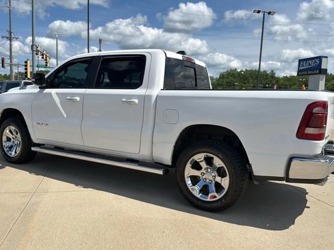 Used 2019 RAM 1500 Big Horn AWD/4WD image 11
