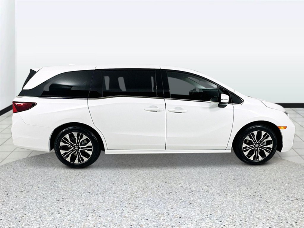 New 2027 Honda Odyssey Elite image 2