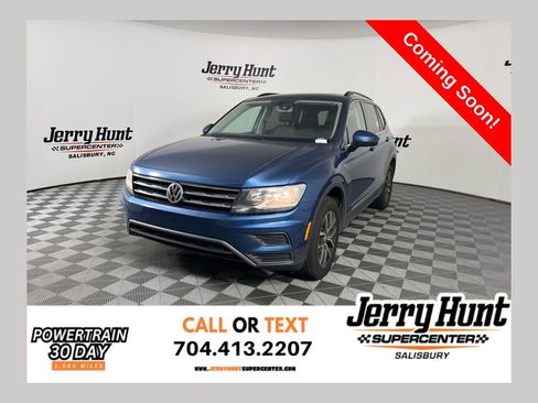 Used 2020 Volkswagen Tiguan SE image 1