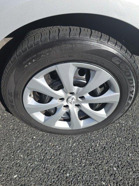 Used 2022 Toyota Corolla LE FWD image 8