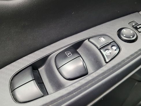 Used 2023 Nissan Sentra SV w/ All-Weather Package FWD image 27