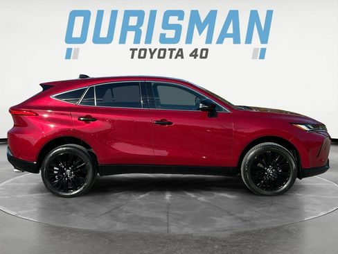 Used 2023 Toyota Venza Nightshade image 8