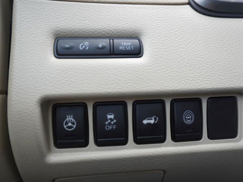 Used 2023 Nissan Murano Platinum w/ Cargo Package FWD image 32