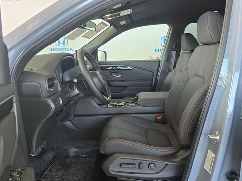 New 2026 Honda Pilot Sport image 8