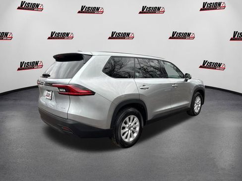 Used 2025 Toyota Grand Highlander AWD image 5