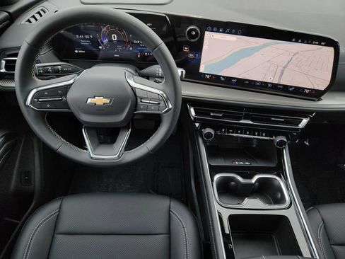 New 2026 Chevrolet Traverse LT w/ Driver Confidence Package image 27