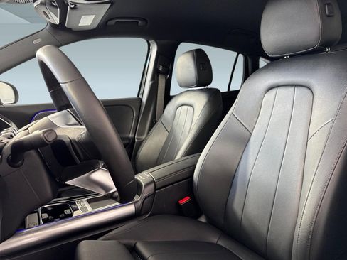 Certified 2026 Mercedes-Benz GLA 250 image 5