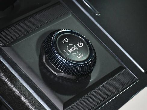 Used 2026 GMC Hummer EV SUV AWD/4WD image 41