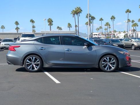 Used 2017 Nissan Maxima 3.5 SL FWD image 4
