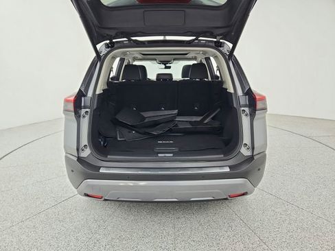 Used 2022 Nissan Rogue SL w/ SL Premium Package image 15