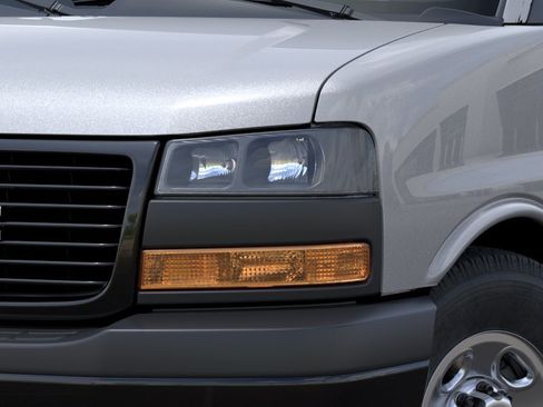 New 2025 GMC Savana 2500 w/ Driver Convenience Package RWD image 10
